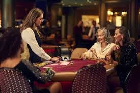 Roulette Kilat dengan Timer Cepat 60 Detik Roulette Kilat dengan roda berputar dan layar timer